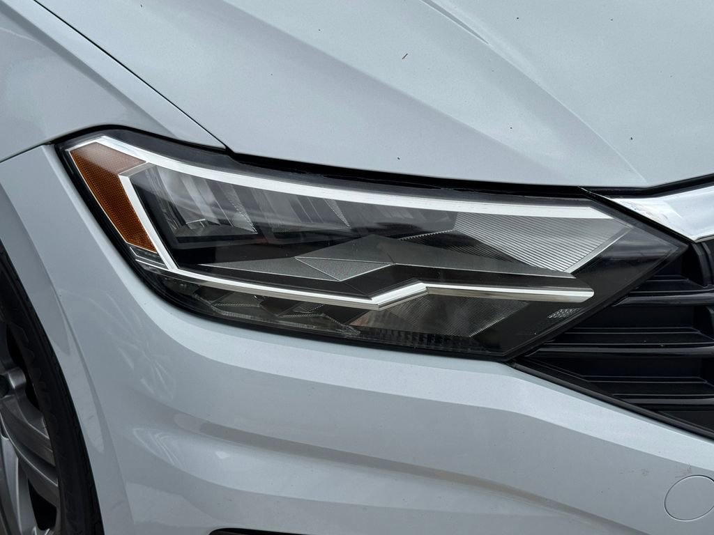 Used 2019 Volkswagen Jetta R-Line w/ R-Line Cold Weather Package FWD image 13