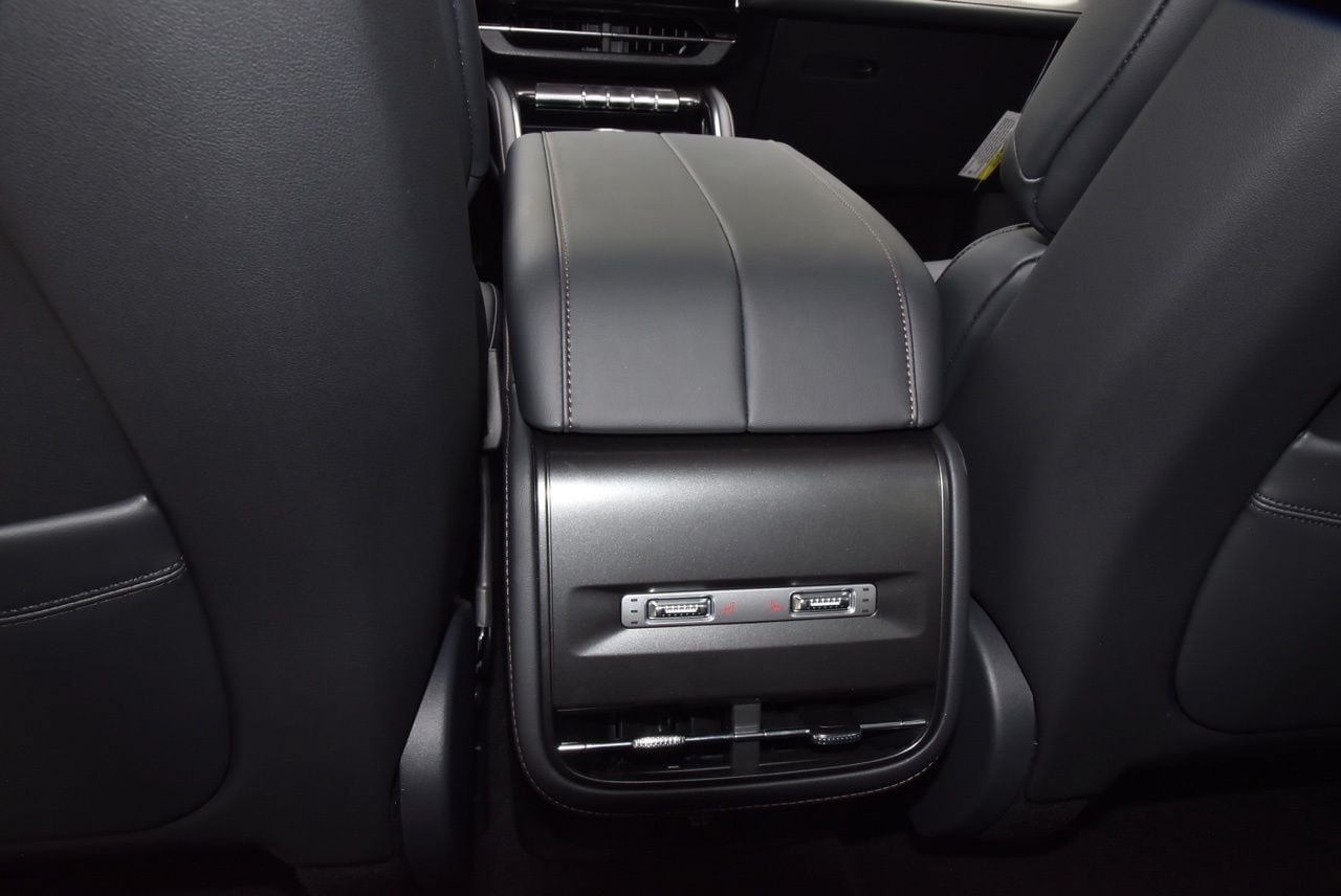 New 2026 Lincoln Nautilus Reserve AWD/4WD image 25