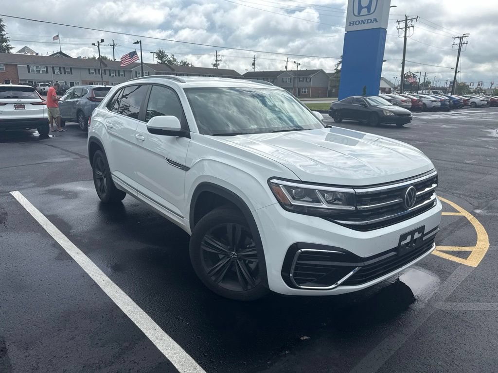 Used 2021 Volkswagen Atlas Cross Sport SE w/ V6 Towing Package FWD image 18