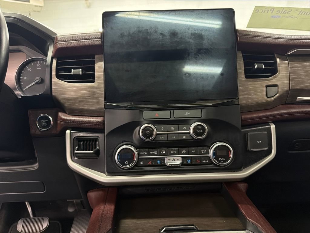 Certified 2023 Ford Expedition Max Limited image 33