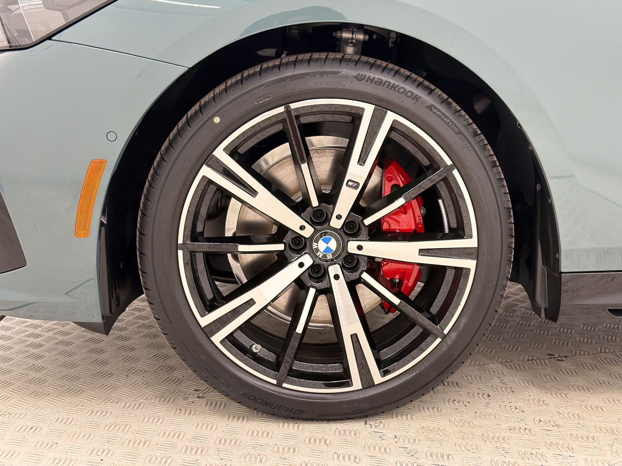 New 2026 BMW 530i w/ M Sport Package RWD image 12