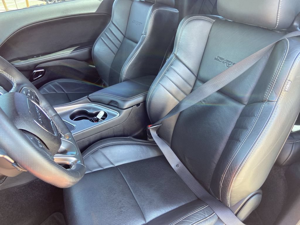 Used 2016 Dodge Challenger SRT Hellcat RWD image 15