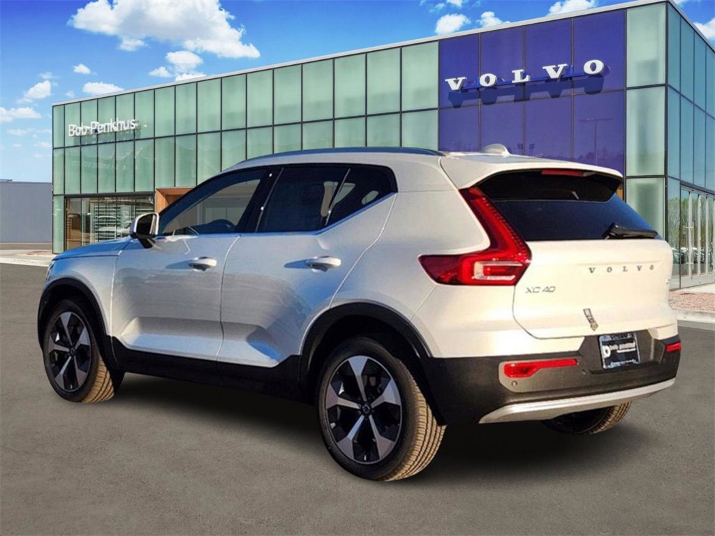 New 2025 Volvo XC40 B5 Plus w/ Protection Package Premier image 26