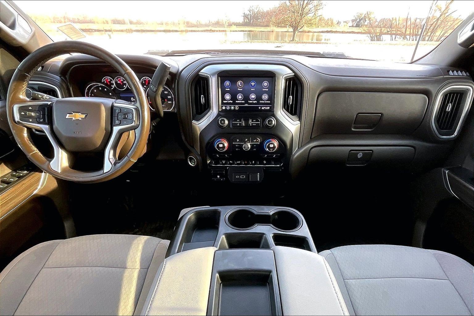 Used 2020 Chevrolet Silverado 2500 LT w/ Texas Edition image 12