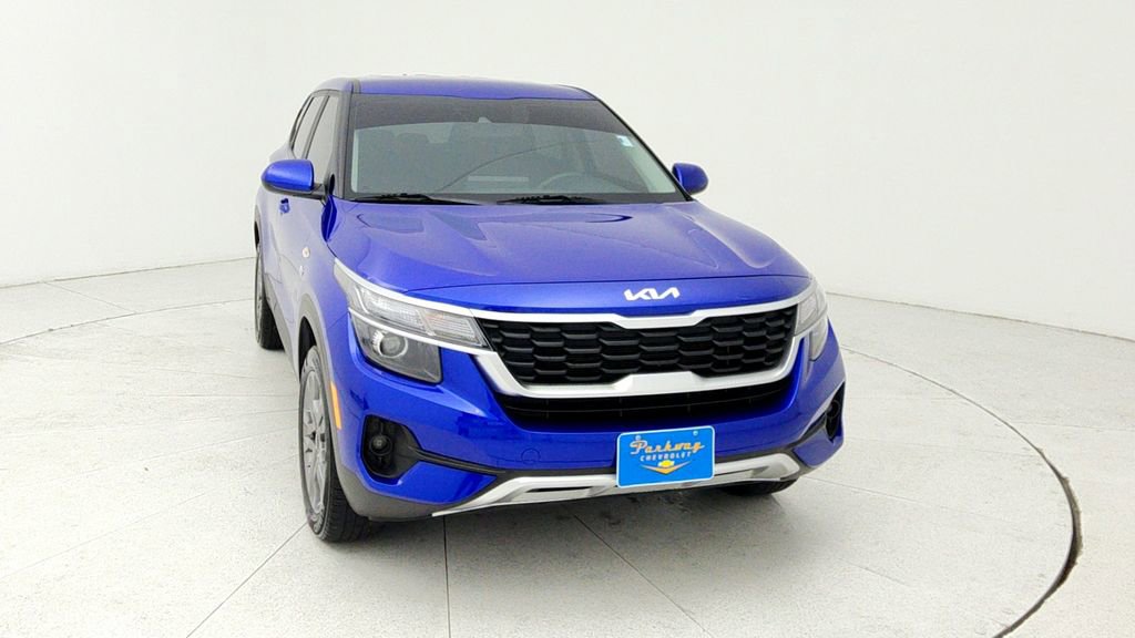 Used 2023 Kia Seltos LX image 9