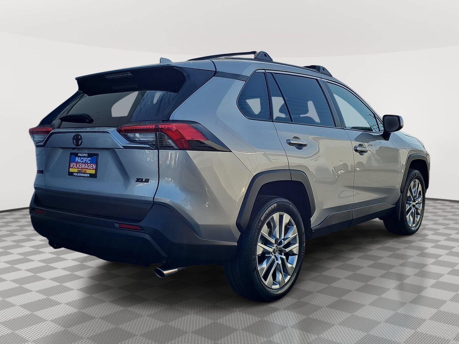 Used 2024 Toyota RAV4 XLE Premium w/ Weather Package FWD image 5