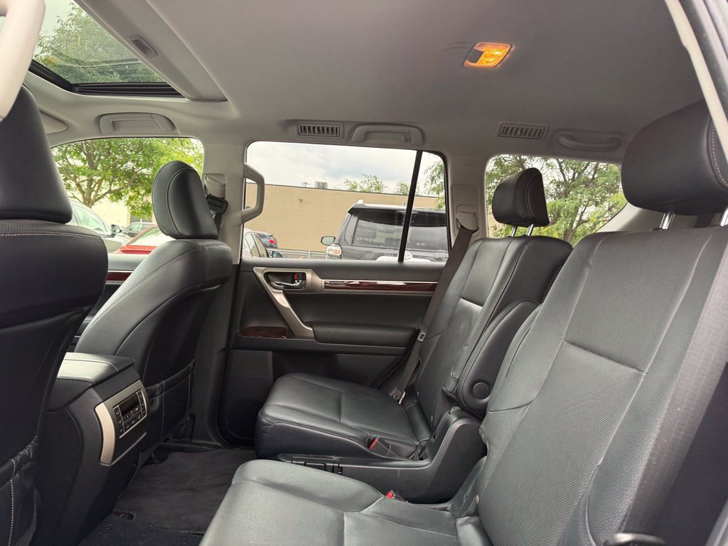 Used 2018 Lexus GX 460 Premium AWD/4WD image 15