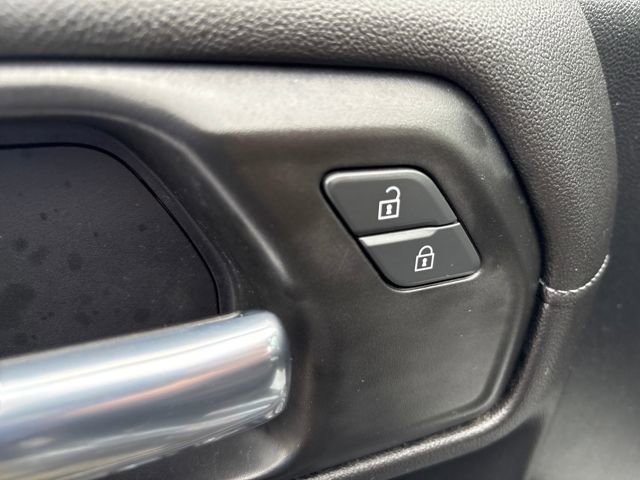 Used 2021 GMC Sierra 1500 Elevation w/ Preferred Package image 14