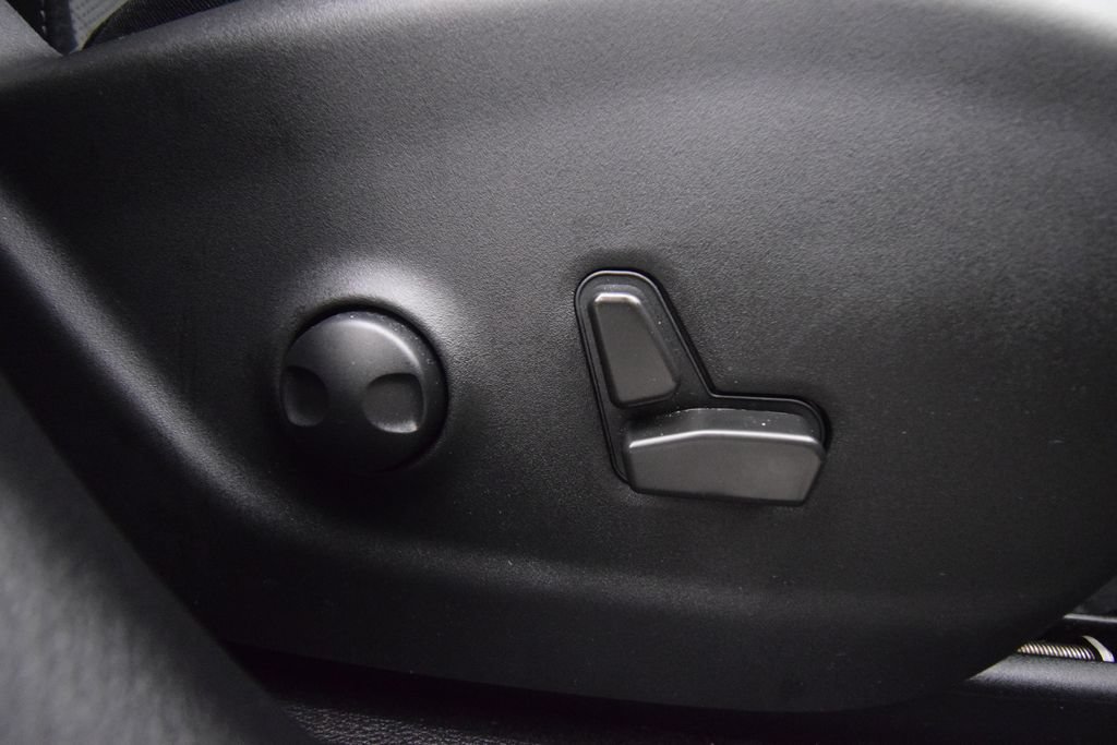 Used 2022 Jeep Cherokee Latitude Lux FWD image 28