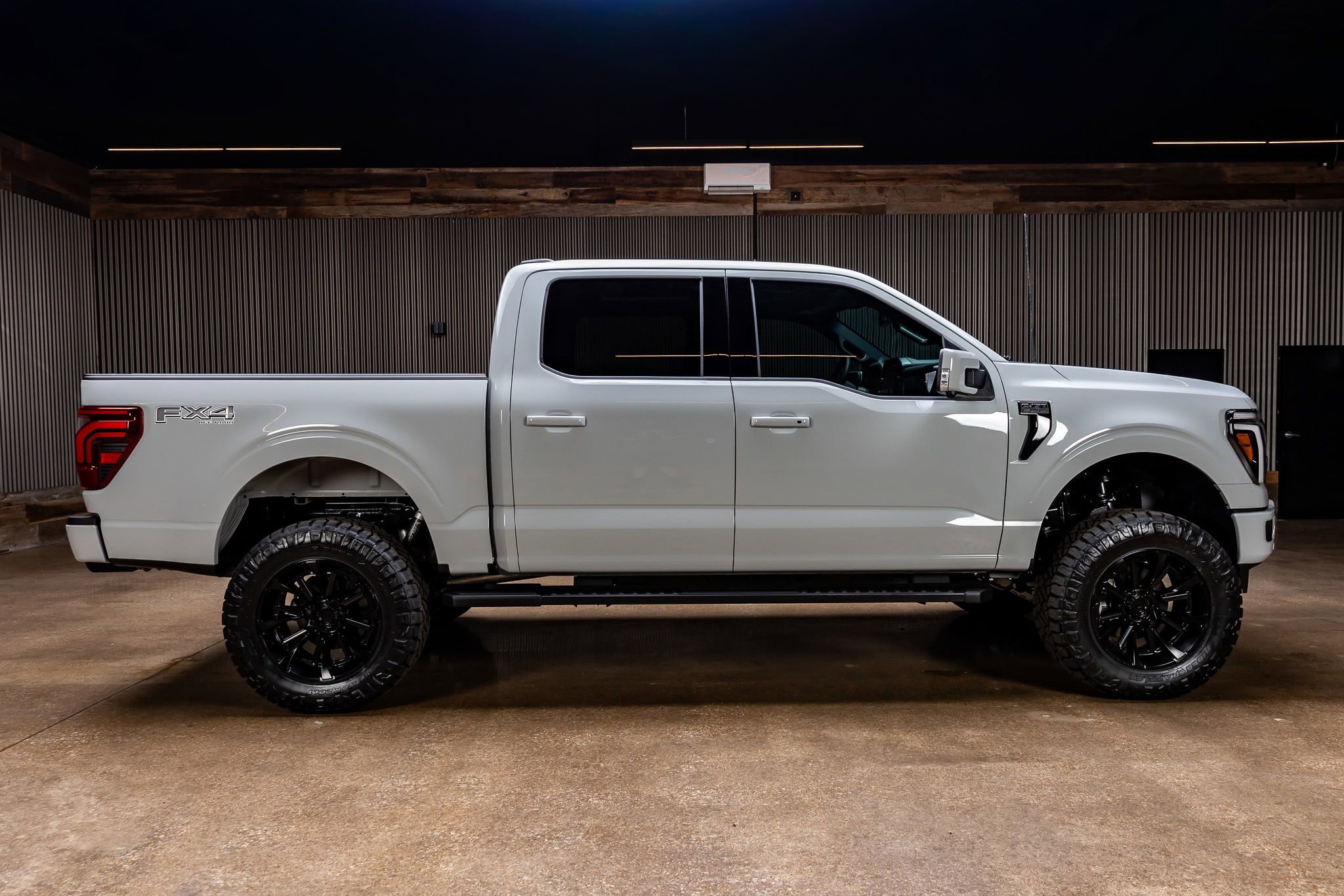 Used 2026 Ford F150 Lariat AWD/4WD image 11