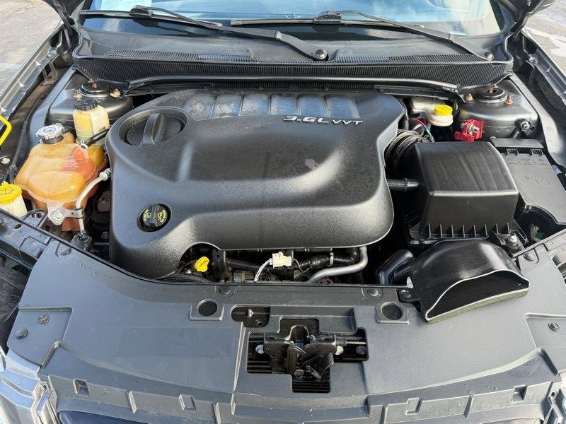 Used 2013 Chrysler 200 Touring image 37