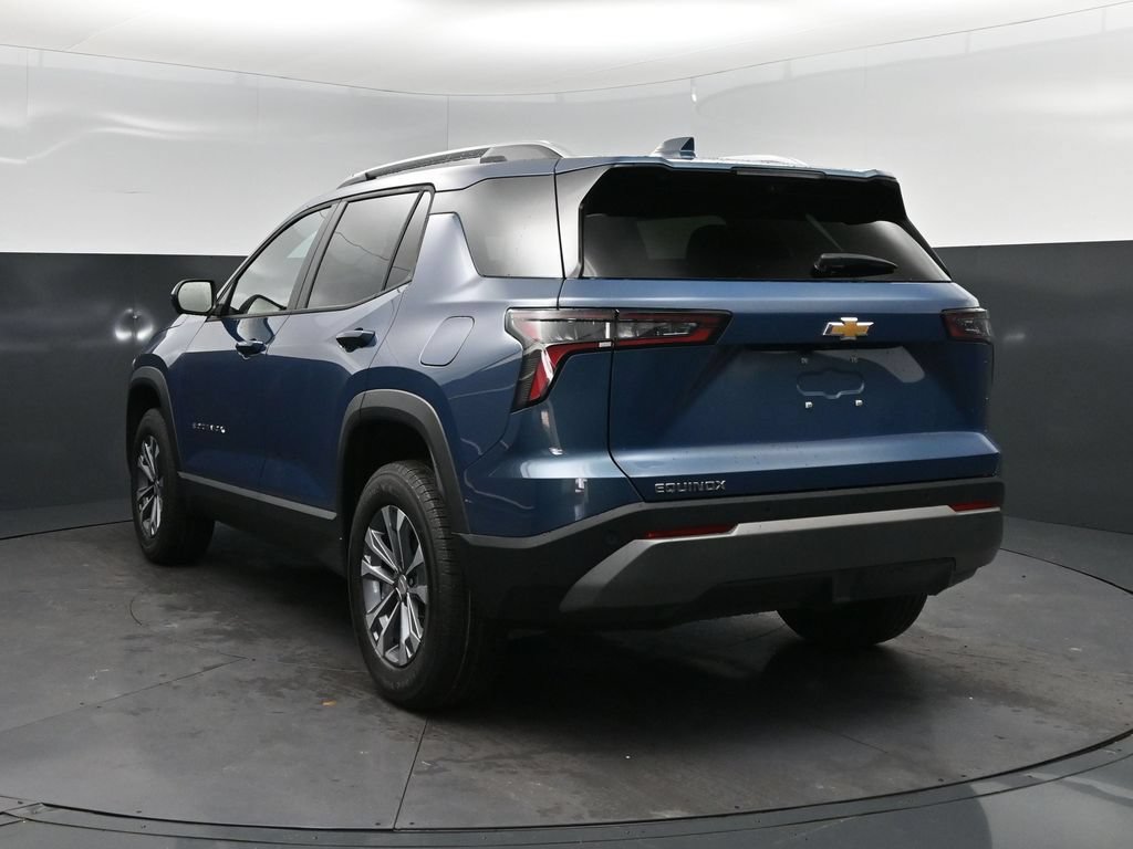 New 2026 Chevrolet Equinox LT w/ Safety and Technology Package FWD image 5