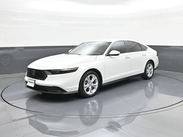 Used 2025 Honda Accord LX image 29