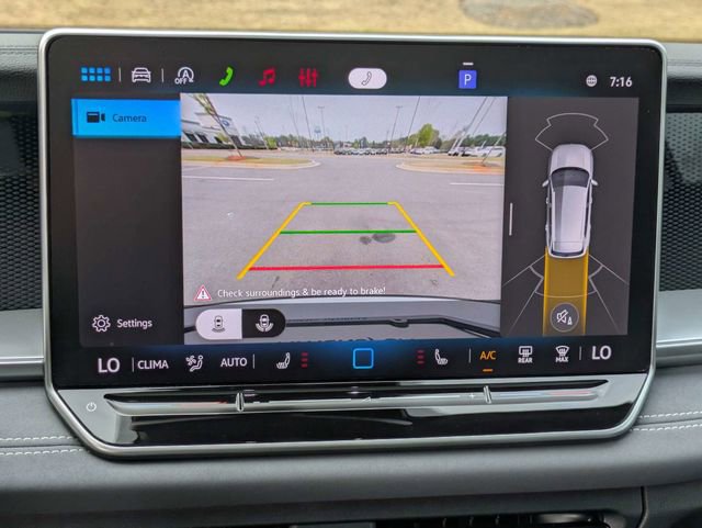 New 2026 Volkswagen Tiguan SE R-Line FWD image 23