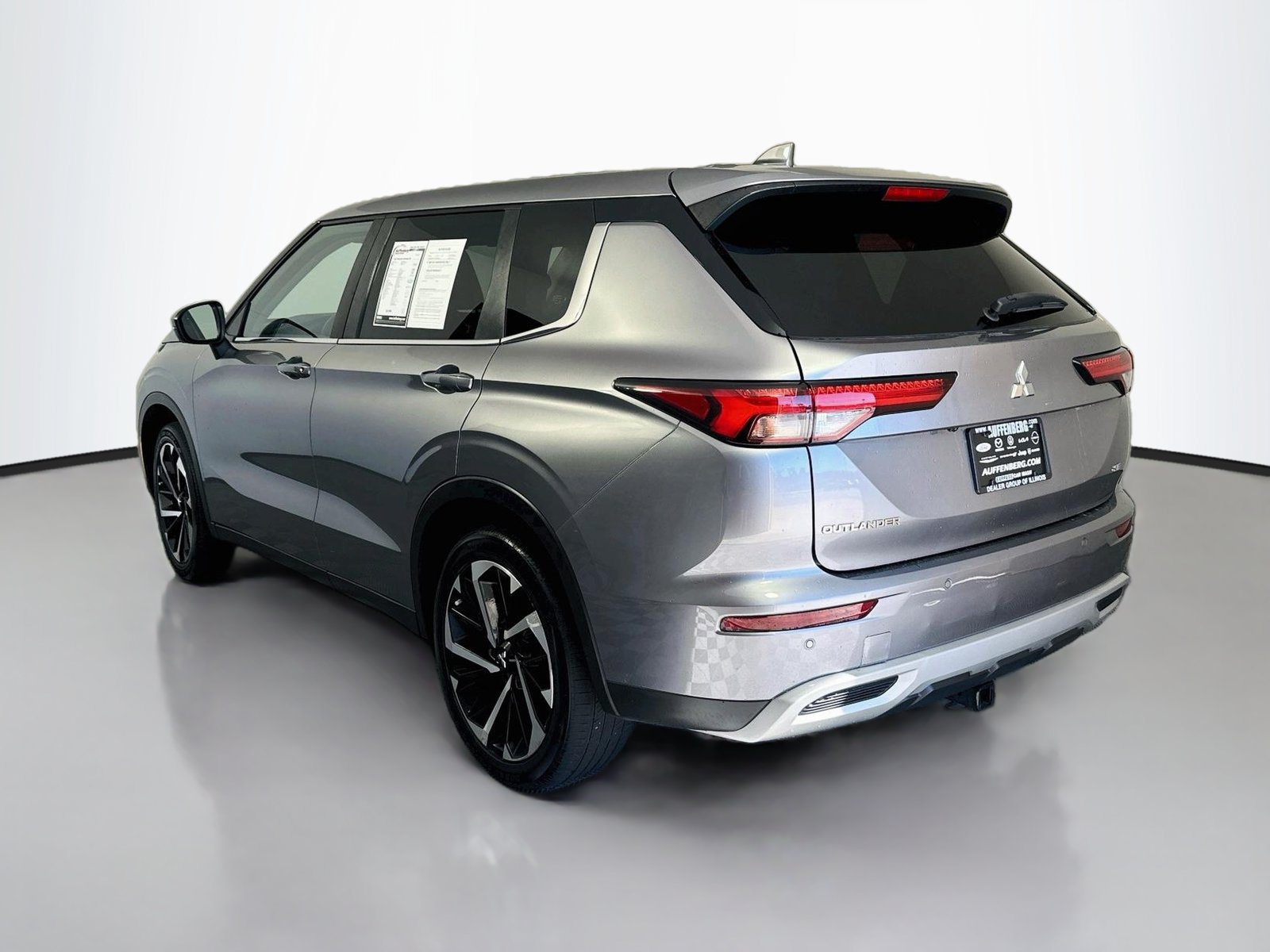 Used 2022 Mitsubishi Outlander SE AWD/4WD image 5