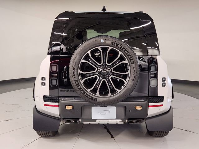 New 2026 Land Rover Defender 110 OCTA image 10