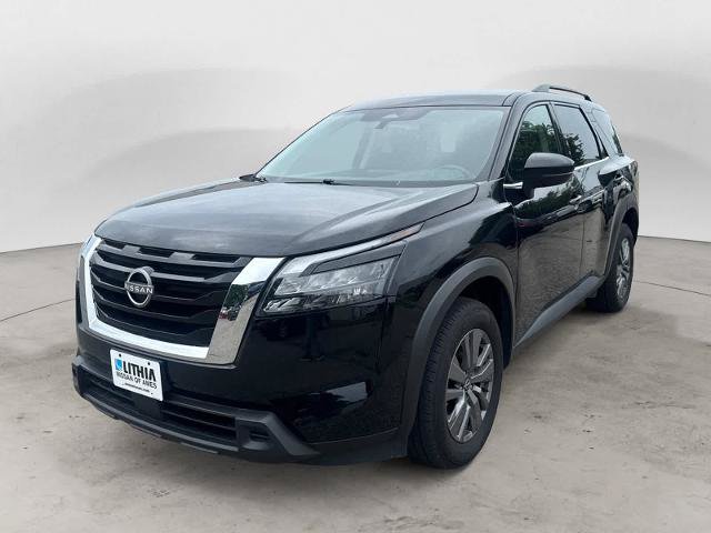 Certified 2025 Nissan Pathfinder SV