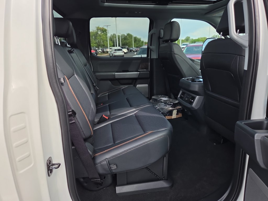 New 2027 Ford F250 Lariat w/ Black Appearance Package AWD/4WD image 45