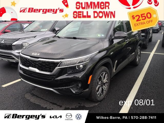 Certified 2022 Kia Seltos EX