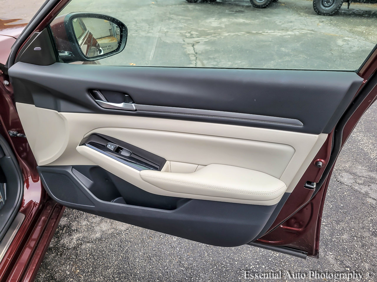 Used 2024 Nissan Altima 2.5 SL image 33