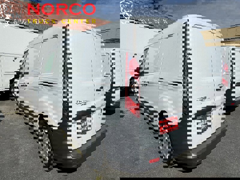 Used 2016 Ford Transit Connect XL image 10