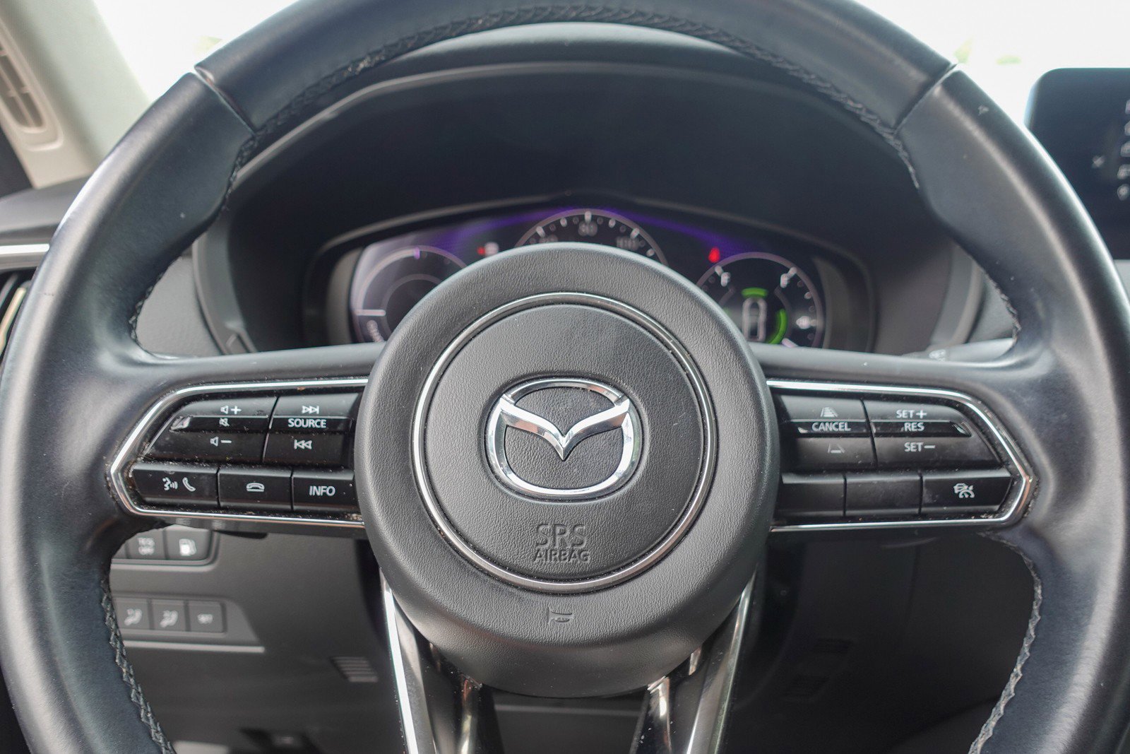 Used 2024 MAZDA CX-90 Plug-In Hybrid w/ Premium Pkg image 13