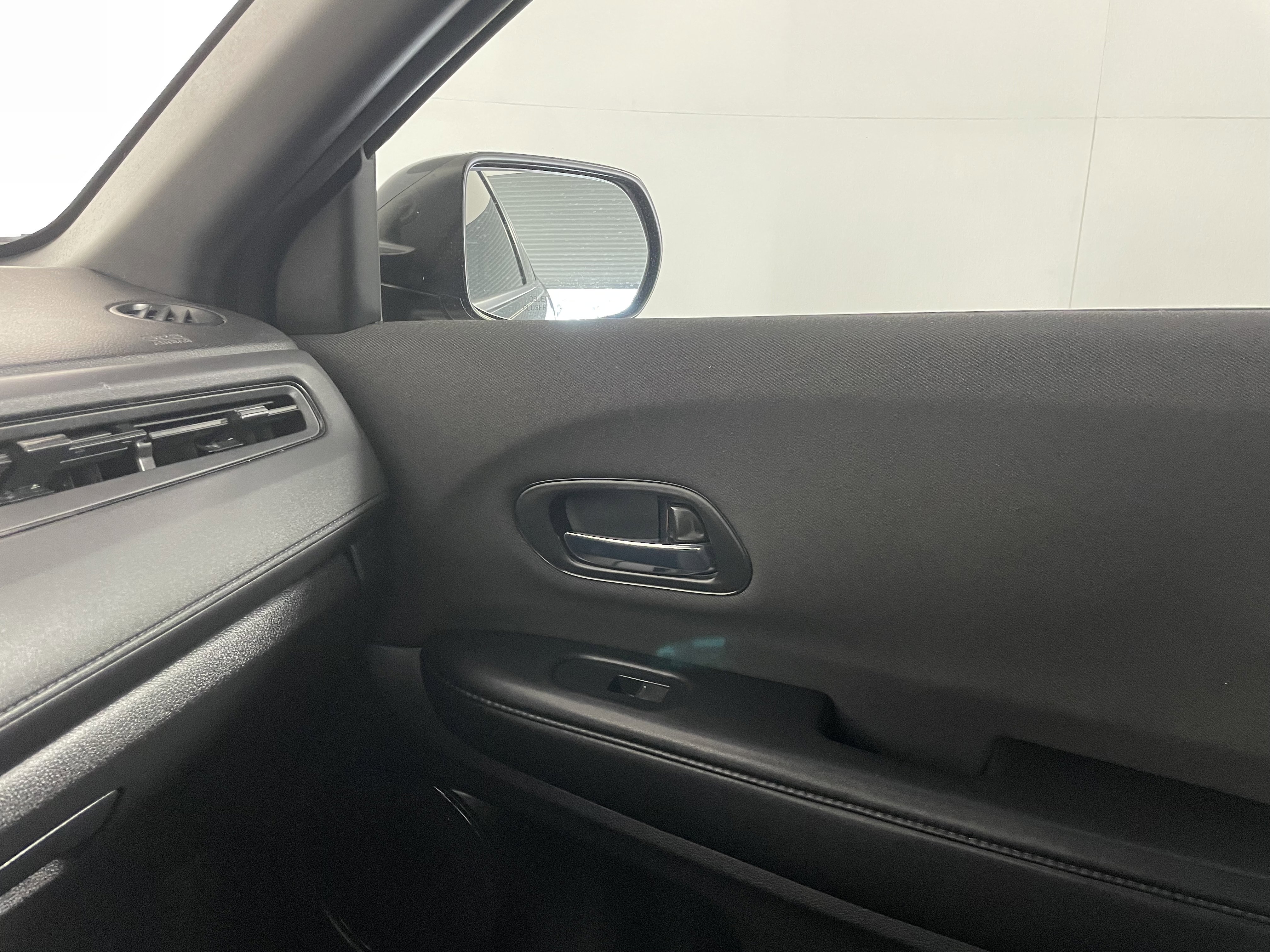 Used 2022 Honda HR-V Sport image 12