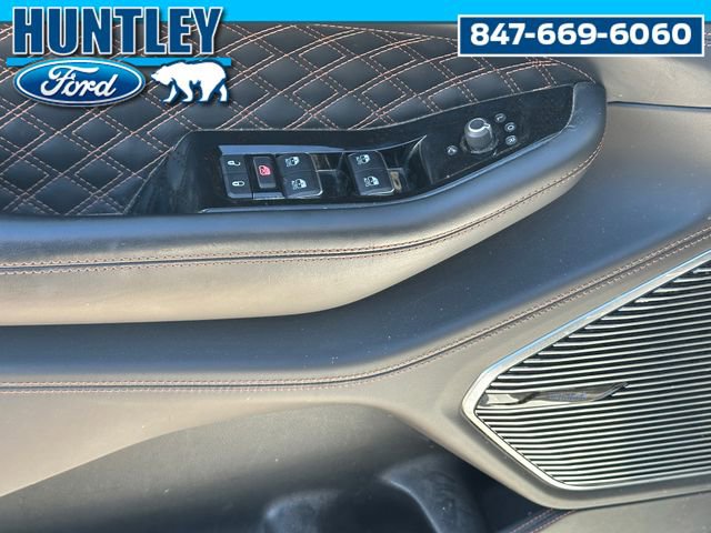 Used 2022 Jeep Grand Cherokee Summit AWD/4WD image 21