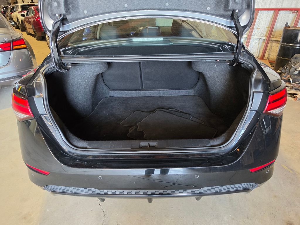 Used 2024 Nissan Sentra SV image 8