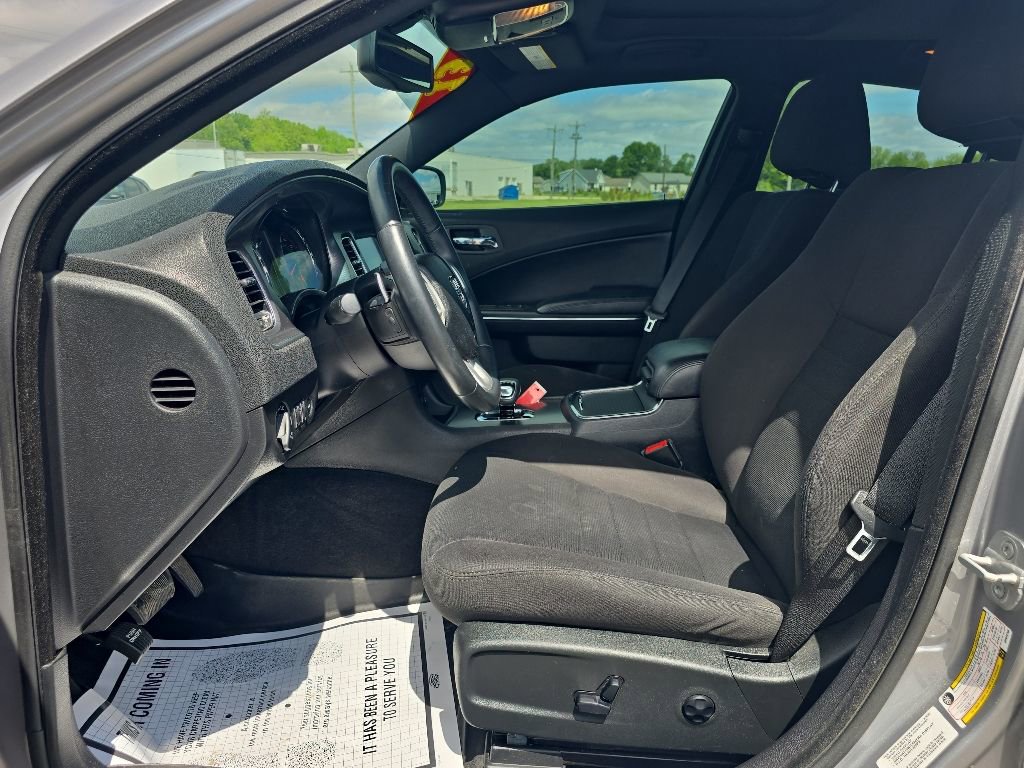 Used 2013 Dodge Charger SXT w/ Blacktop Pkg RWD image 14
