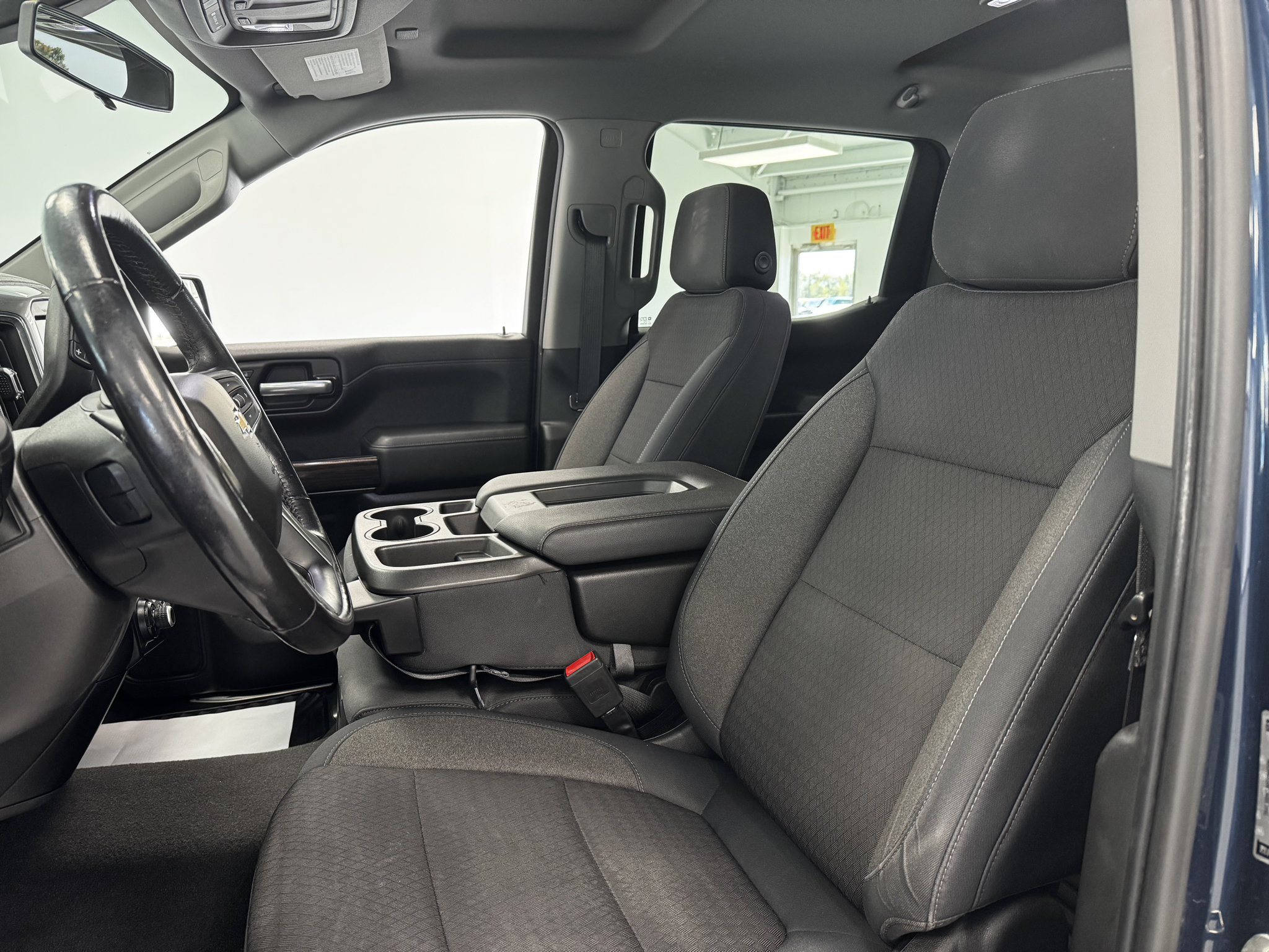 Used 2019 Chevrolet Silverado 1500 LT w/ All-Star Edition AWD/4WD image 13