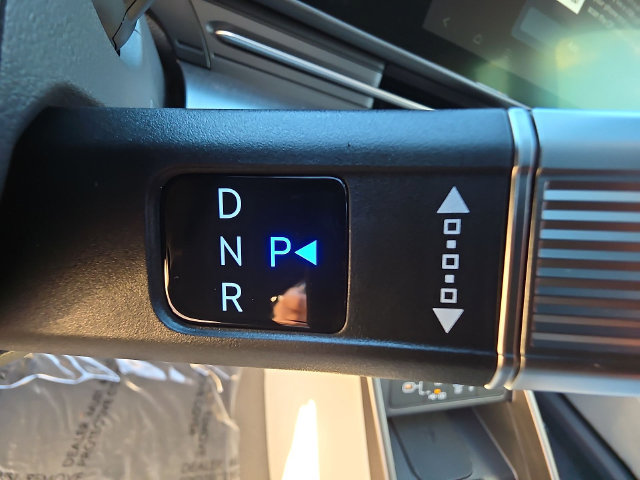 New 2026 Hyundai Kona SEL Premium FWD image 34