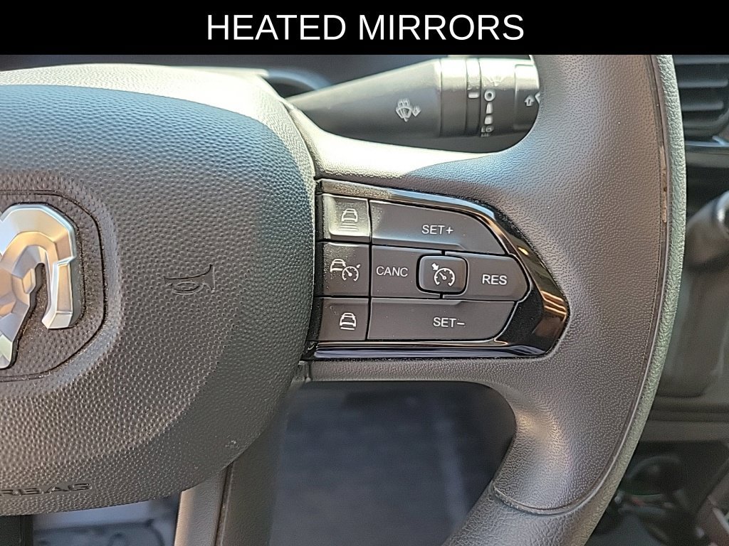 Used 2025 RAM ProMaster 2500 w/ Convenience Group FWD image 21