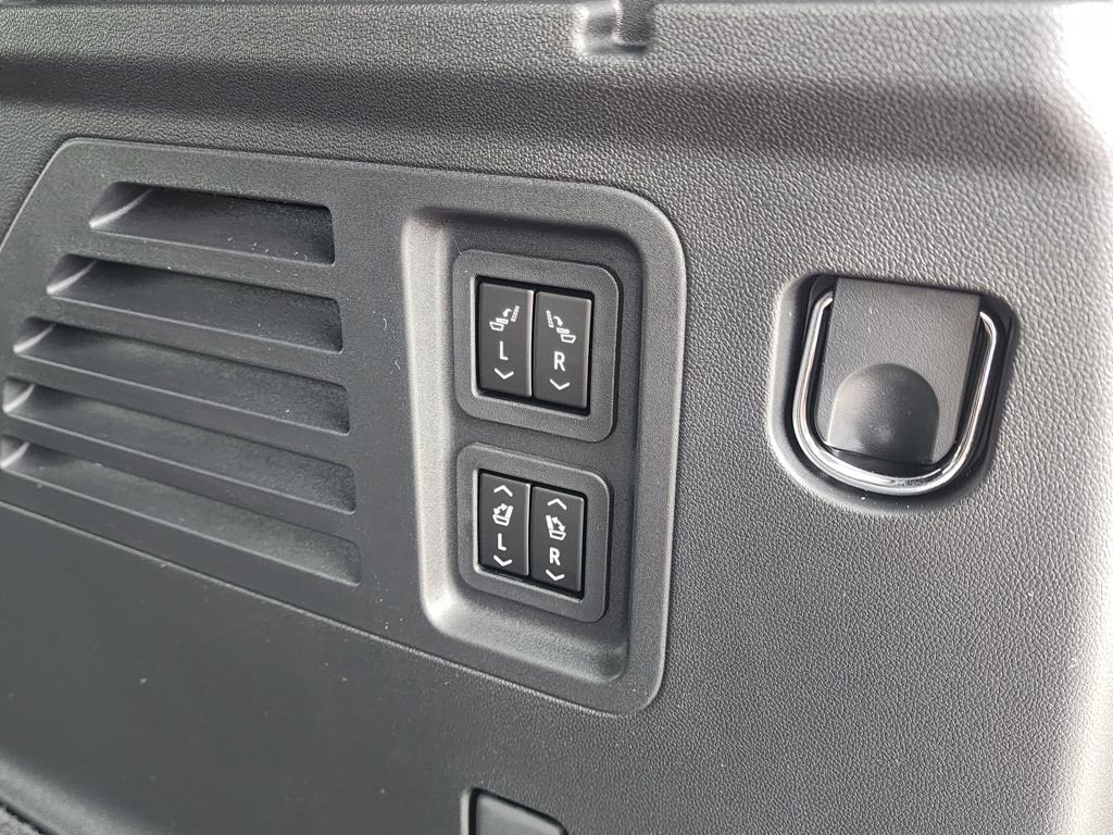 New 2026 Buick Enclave Preferred w/ Power Package image 50