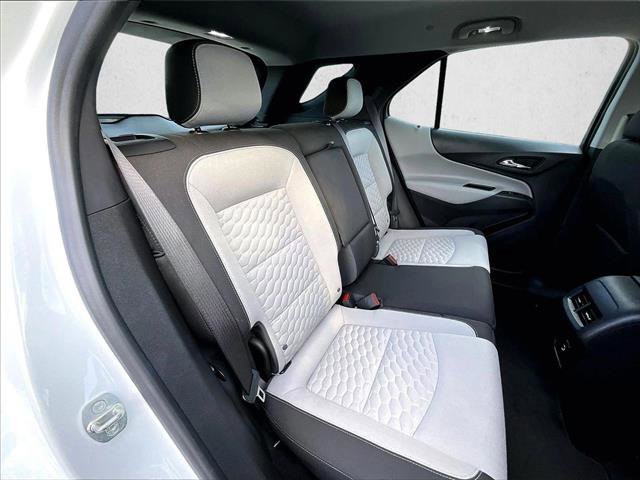 Used 2021 Chevrolet Equinox LS image 29