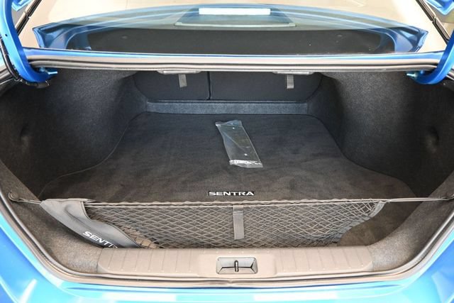 Used 2025 Nissan Sentra SR w/ Trunk Package FWD image 17