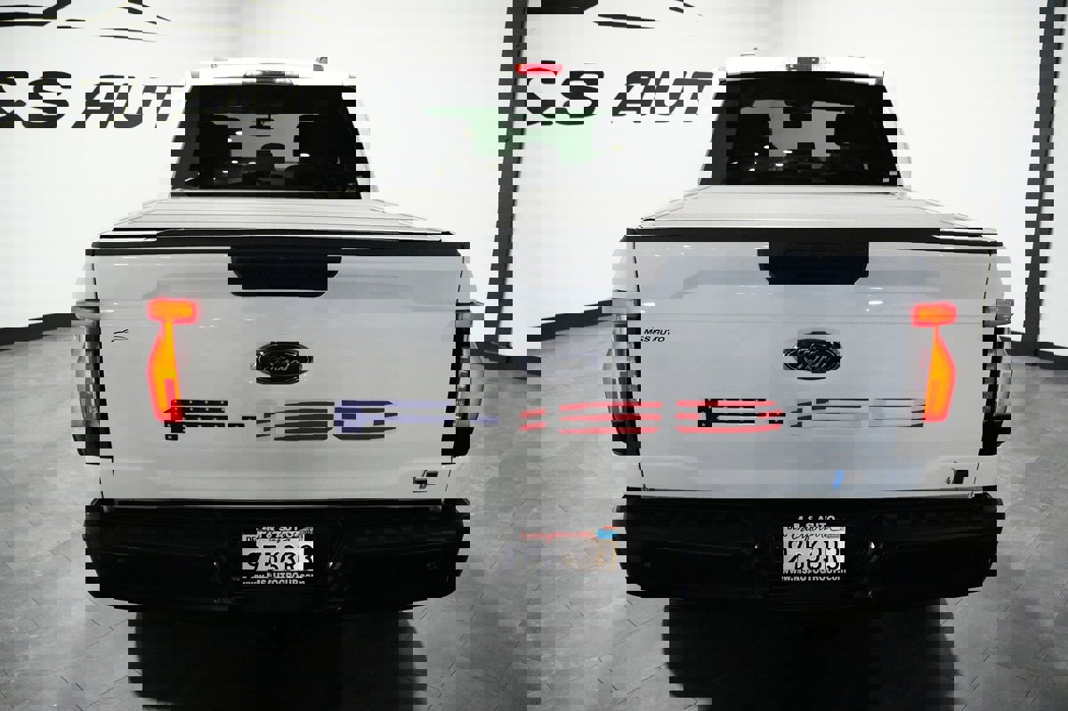 Used 2022 Ford F150 Lightning Pro image 12