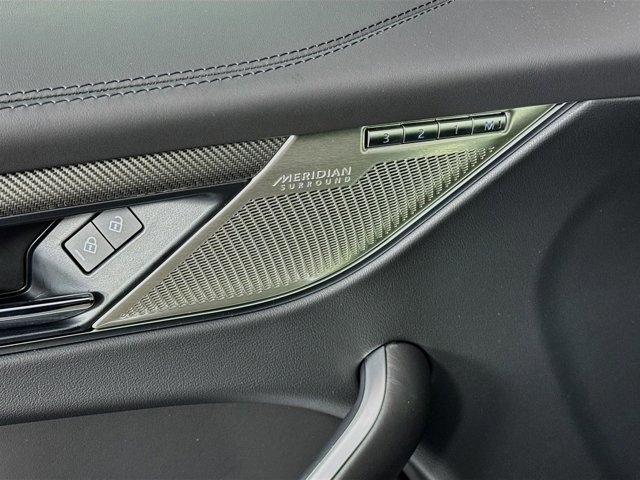 New 2026 Jaguar F-PACE SVR image 21