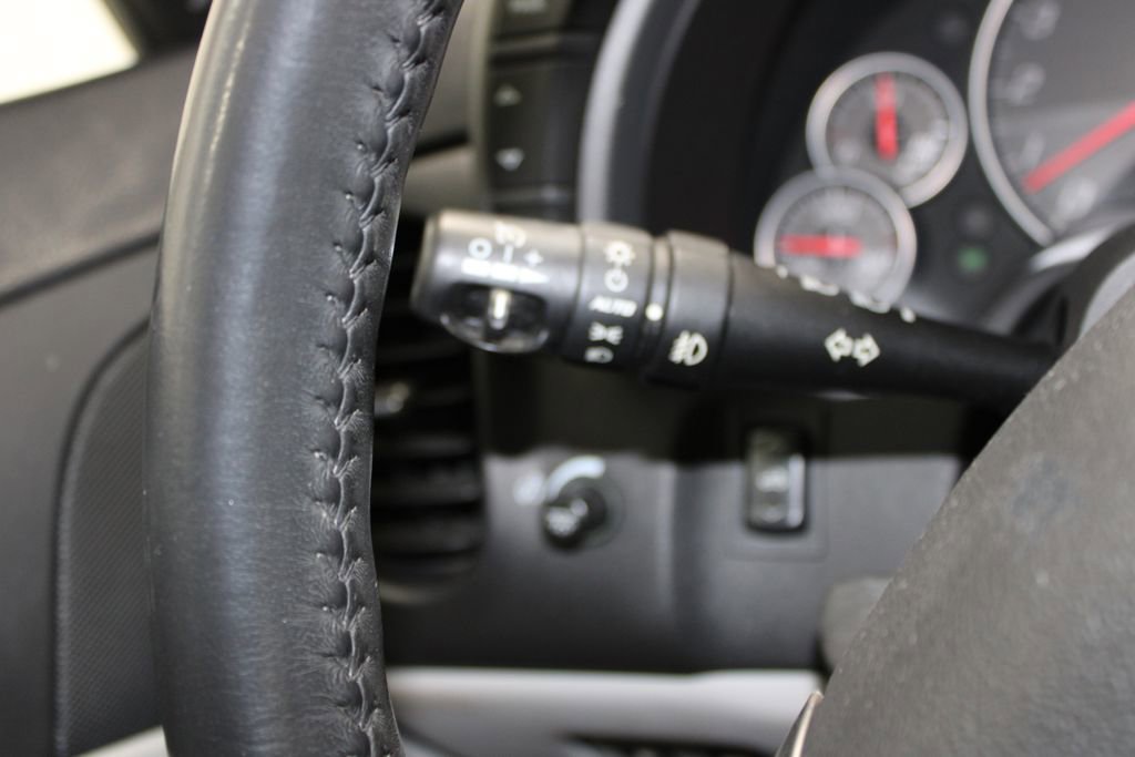 Used 2006 Chevrolet Corvette Convertible w/ Preferred Equipment Group RWD image 29