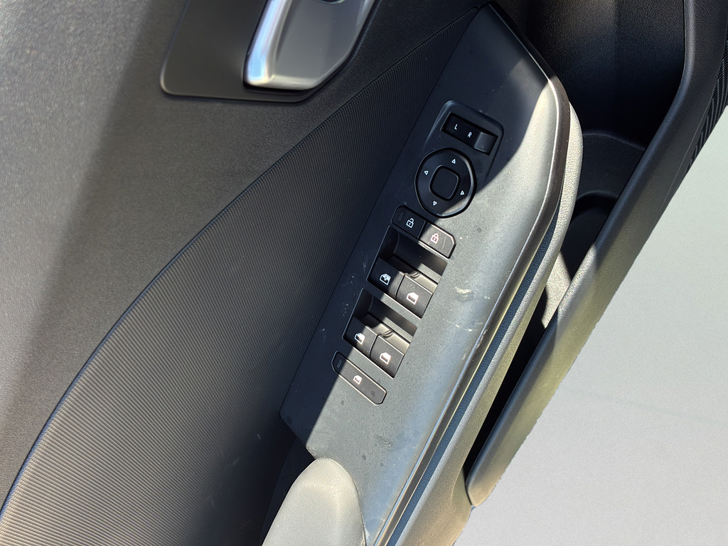 New 2026 Kia K4 FWD image 21