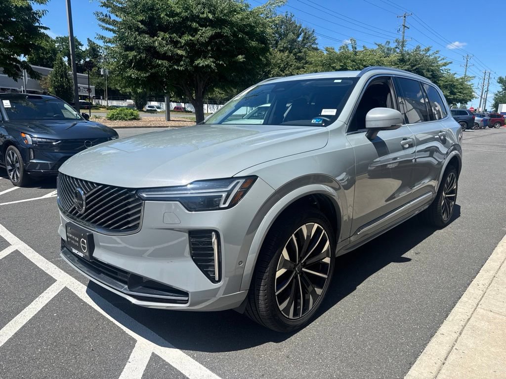 Certified 2026 Volvo XC90 B6 Plus AWD/4WD image 1