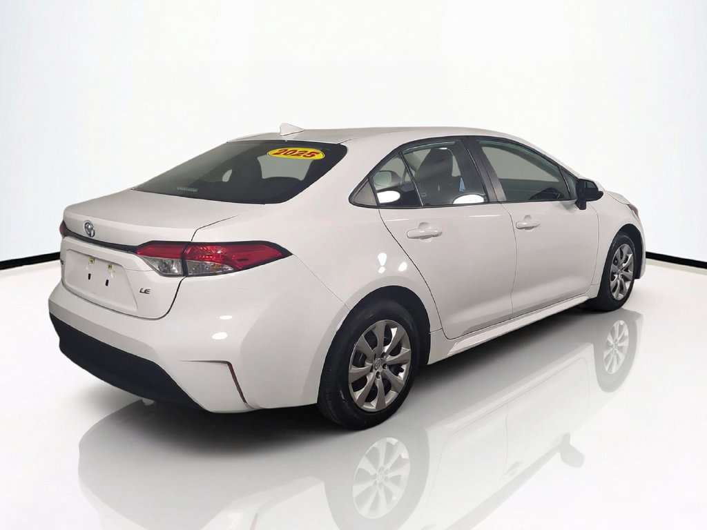 Used 2025 Toyota Corolla LE FWD image 6