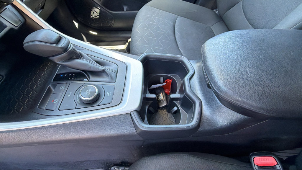 Certified 2025 Toyota RAV4 XLE AWD/4WD image 13