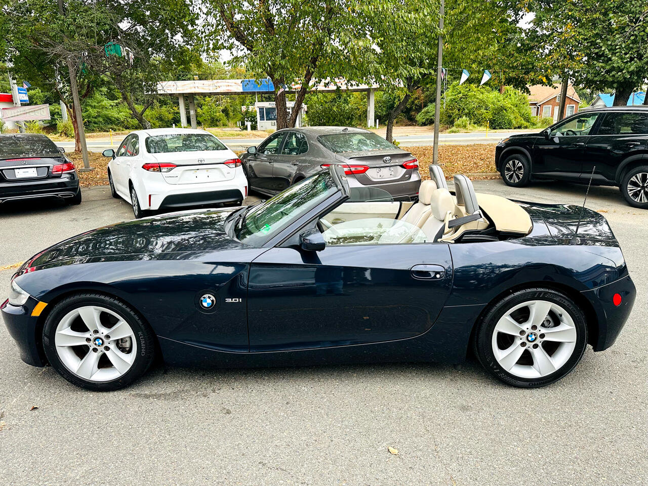 Used 2007 BMW Z4 3.0i image 3
