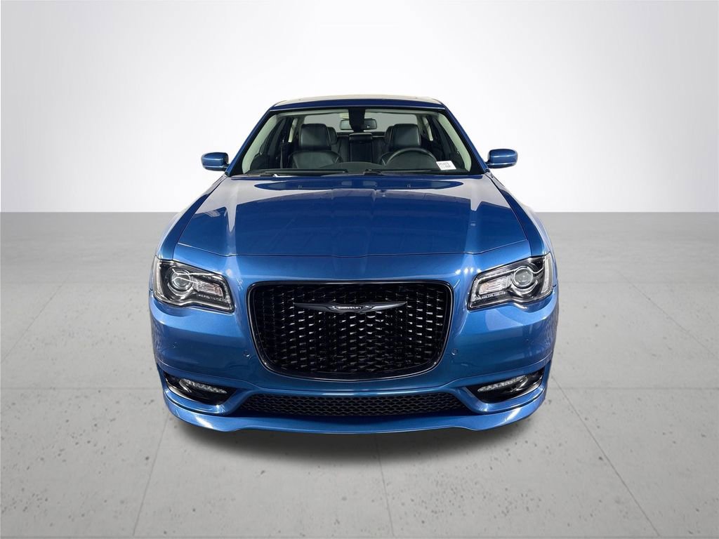 Used 2023 Chrysler 300 Touring L w/ Popular Equipment Group image 3