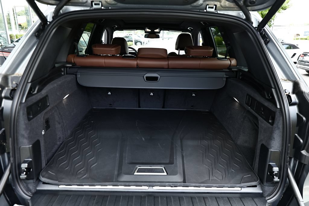New 2026 BMW X5 xDrive50e w/ Premium Package AWD/4WD image 32