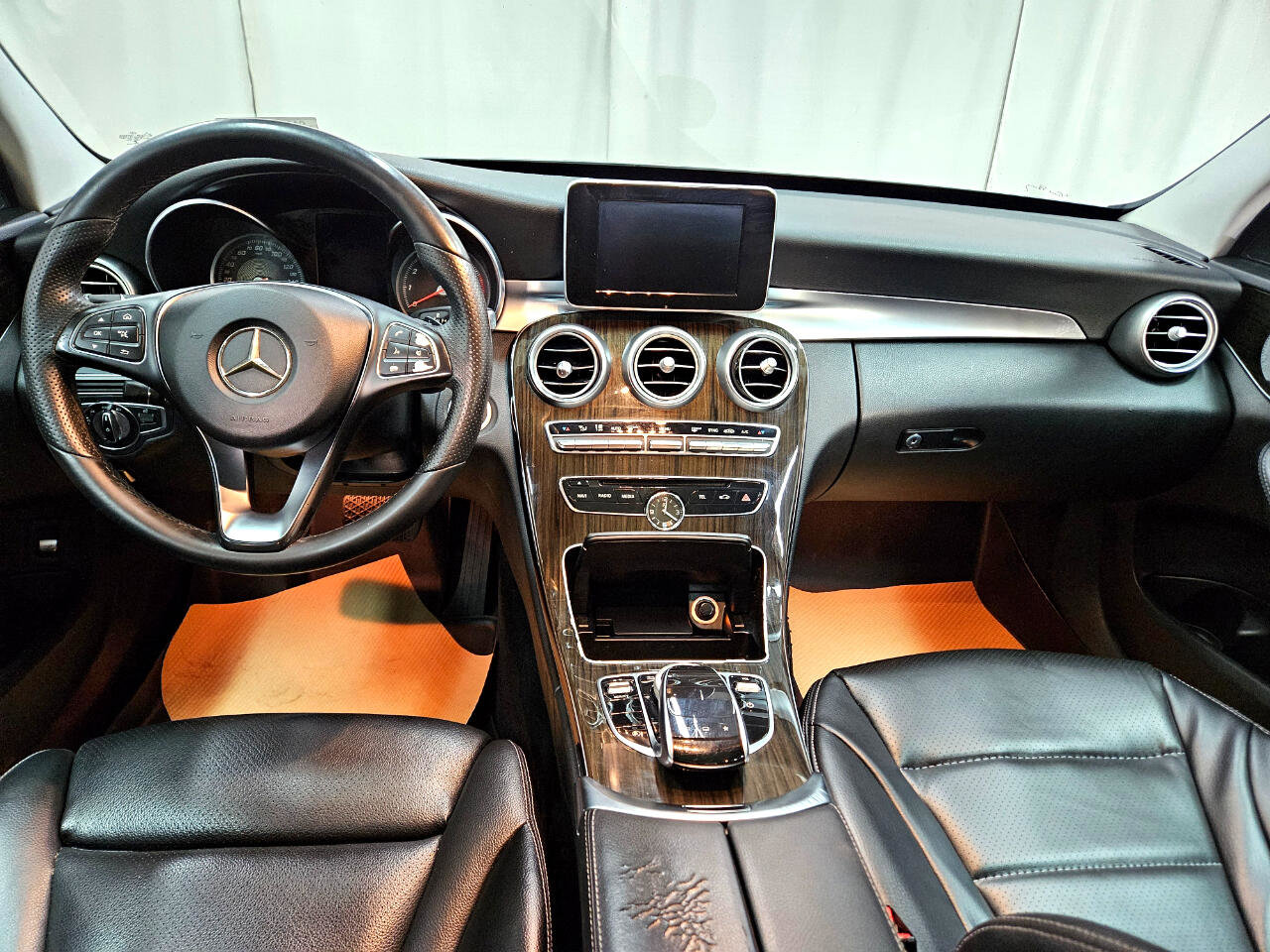 Used 2015 Mercedes-Benz C 300 Sedan image 19