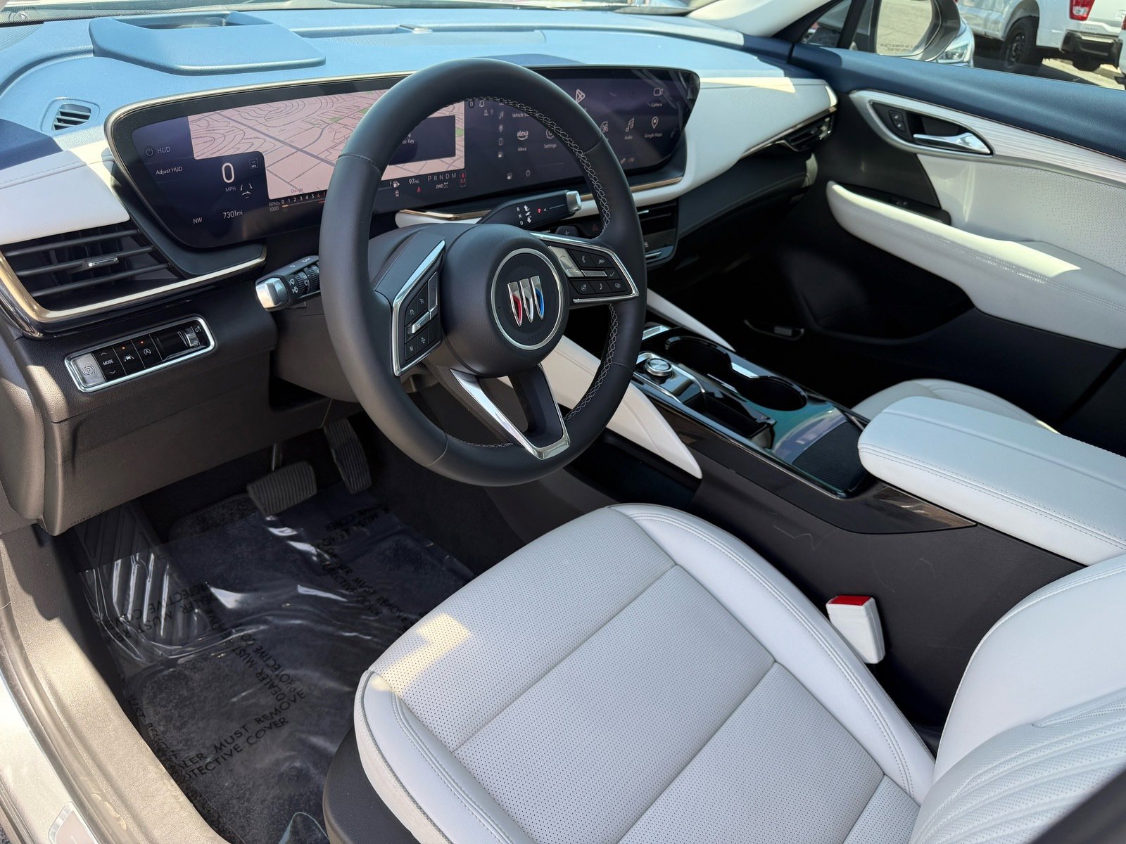 Used 2024 Buick Envision Avenir AWD/4WD image 12