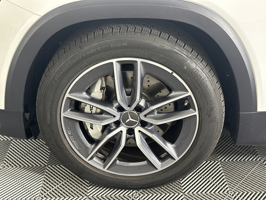 Certified 2026 Mercedes-Benz GLB 35 AMG 4MATIC image 12