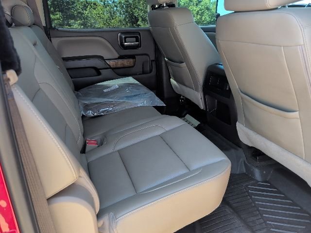 Used 2018 GMC Sierra 2500 SLT w/ Duramax Plus Package AWD/4WD image 13